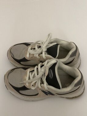 New Balance Kids Sneakers in White, Black & Tan Accents